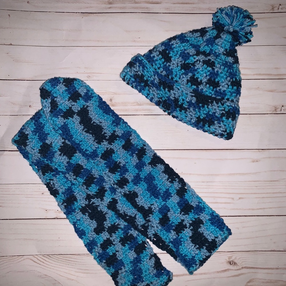 Handmade kids beanie and scarf